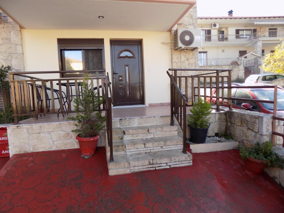 Elzaf2 Apartment Afytos Exterior photo